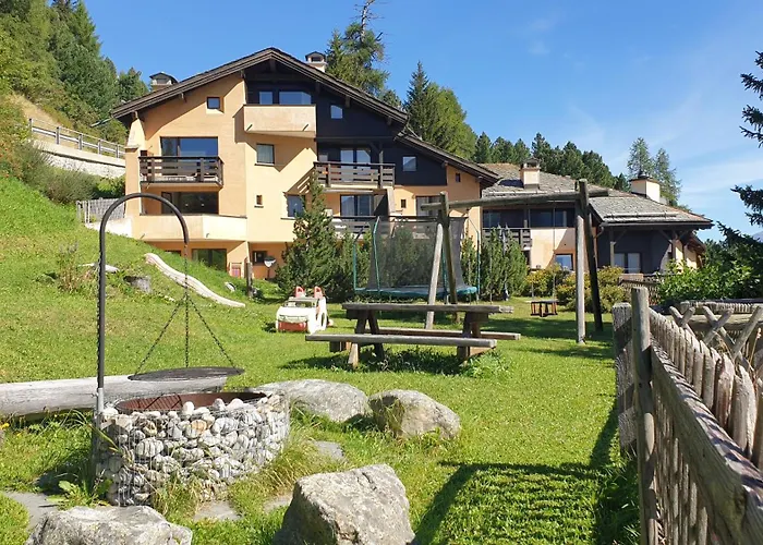 Chesa Bellaval, Haus Rizza 3 1 2 Zimmerwohnung Apartman Silvaplana