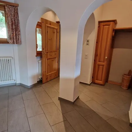 Chesa Bellaval, Haus Rizza 3 1 2 Zimmerwohnung Silvaplana