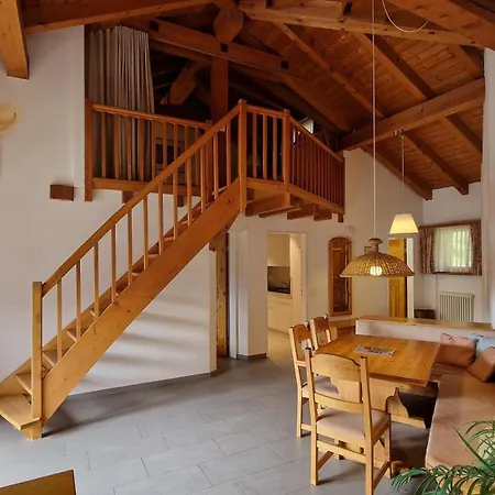 Chesa Bellaval, Haus Rizza 3 1 2 Zimmerwohnung Lejlighed