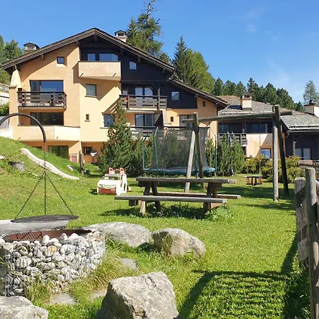 Chesa Bellaval, Haus Rizza 3 1 2 Zimmerwohnung Apartmán Silvaplana