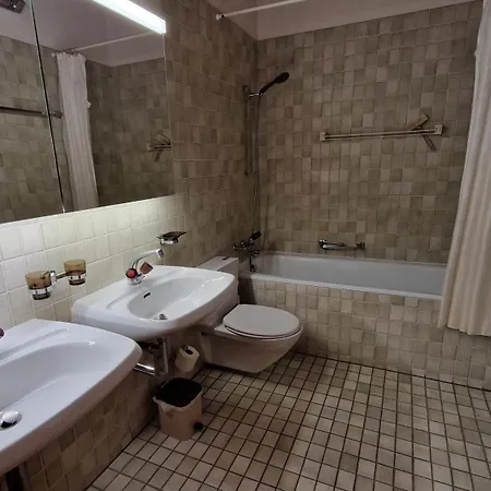 Apartmán Chesa Bellaval, Haus Rizza 3 1 2 Zimmerwohnung Silvaplana